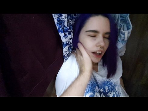 ❤️ الماري ۾ منهنجي سس مليو ۽ هن جي مدد ڪئي ❤